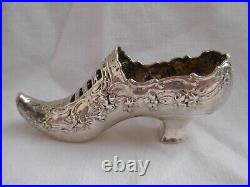 ANTIQUE ENGLISH OR GERMAN SOLID SILVER SHOE, LATE 19th OR EARLY 20th CENTURY